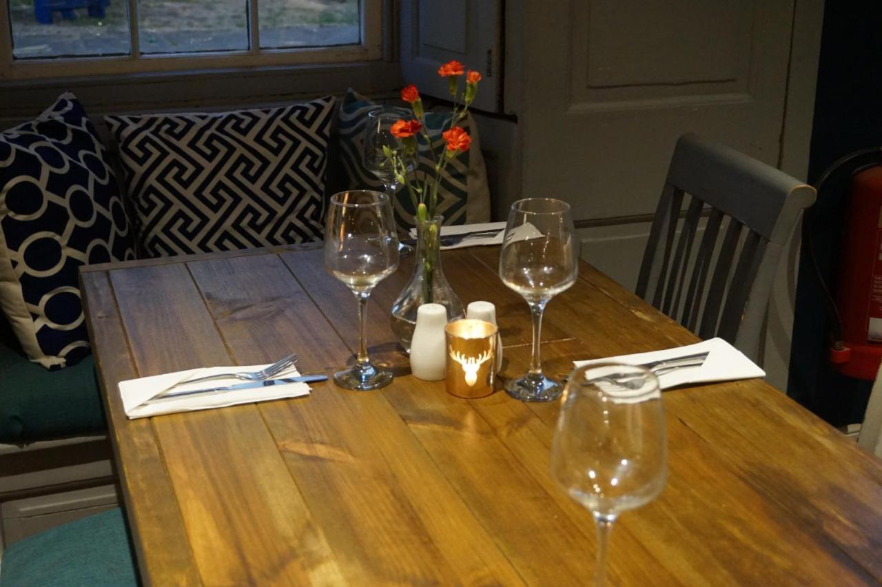The Barge Inn Bradford-On-Avon Εξωτερικό φωτογραφία
