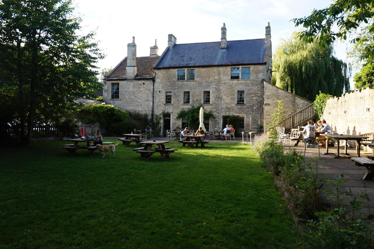 The Barge Inn Bradford-On-Avon Εξωτερικό φωτογραφία