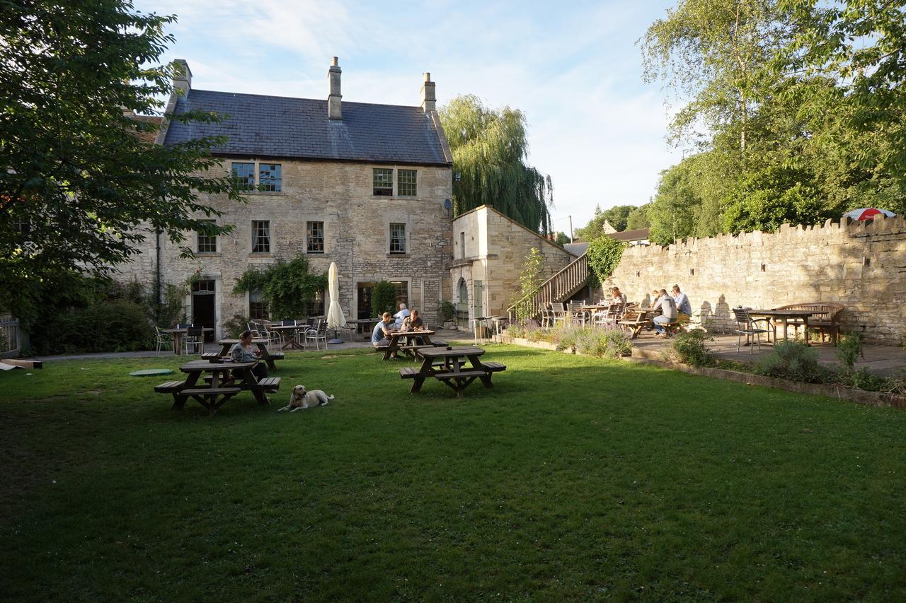 The Barge Inn Bradford-On-Avon Εξωτερικό φωτογραφία
